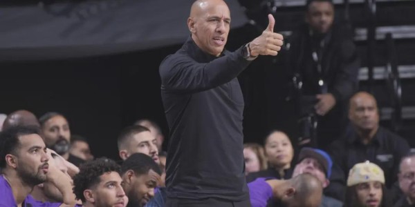 元游棋牌登录入口-两年大合同！勇士续约科尔！NBA第一高薪