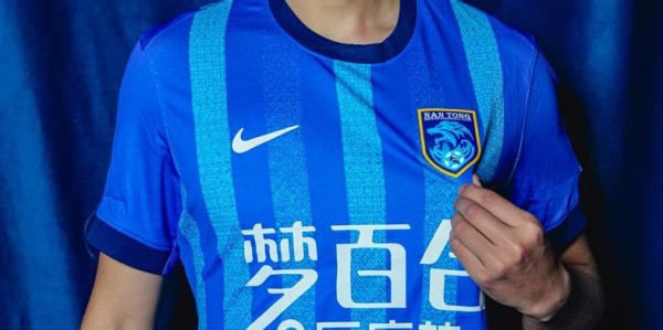 元游棋牌app下载-李浩然去铁人 陈序煌去长春 蔺国玉去南通 泰山10虎离队 彭啸冲锋