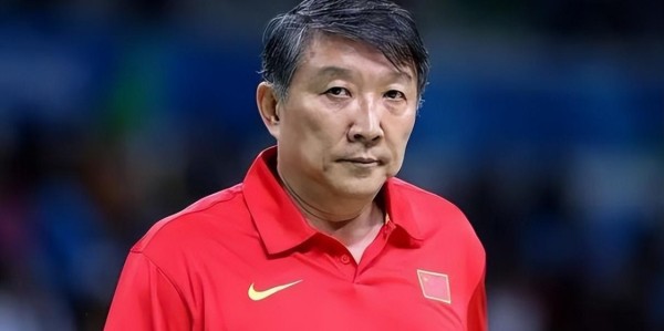 元游棋牌官方入口-继杨舒予后，女篮又一人签澳洲联赛，或在无声“反抗”宫鲁鸣